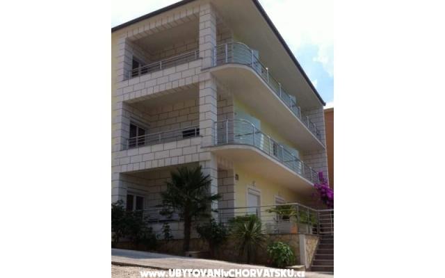 Villa Petra 1      GRADAC – Accommodation Gradac – Podaca Kroatië