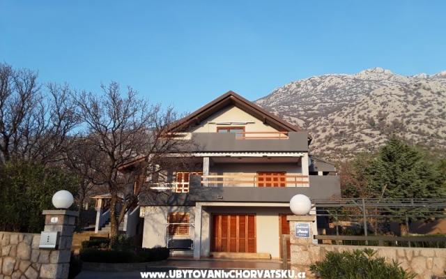 Apartmani Paola – Accommodation Karlobag Kroatië