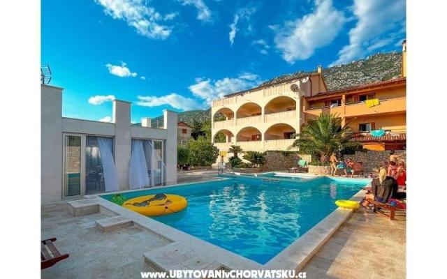 Apartmani Rukelj. – Accommodation Karlobag Kroatië