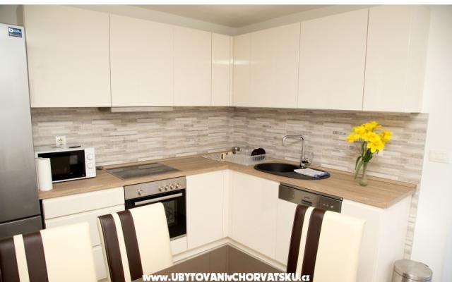 Apartman Marinko, Kaštel Gomilica – Accommodation Kastela Kroatië