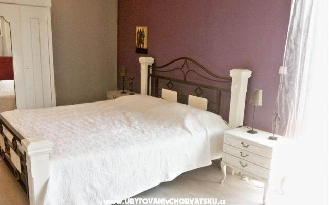 Apartments Vito – Accommodation Kastela Kroatië