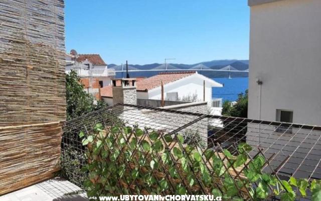 Kuća za odmor Oaza – Accommodation Klek Kroatië