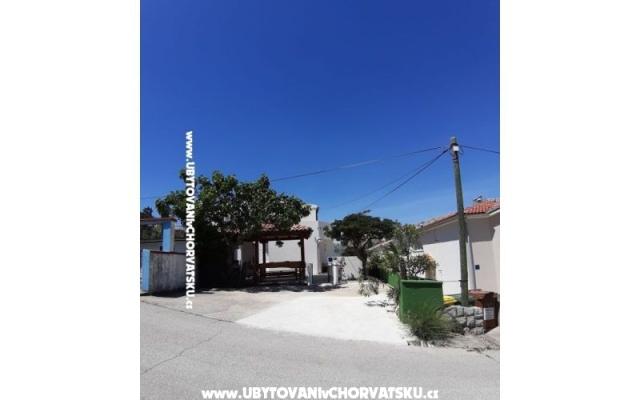 Apartmani Maja Baška – Accommodation Island of Krk Kroatië