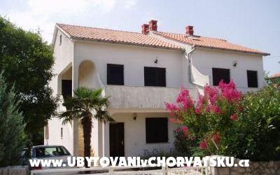 Apartmani Lovašen – Accommodation Island of Krk Kroatië
