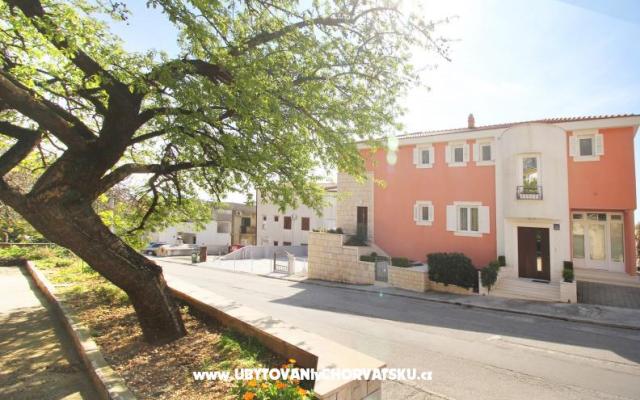 Apartmani Zoran – Accommodation Makarska Kroatië