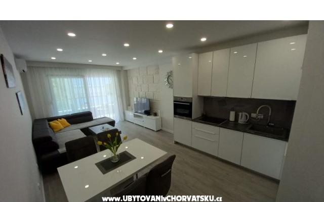 Apartman Lux Antonija – Accommodation Makarska Kroatië