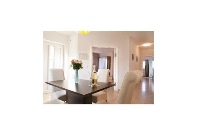 Apartment Lynette – Accommodation Makarska Kroatië