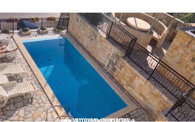 Maric Apartments – Accommodation Makarska Kroatië
