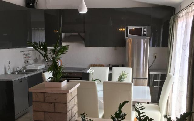 Momy – Accommodation Makarska Kroatië