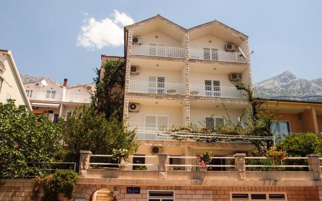 Villa Neda – Accommodation Makarska Kroatië