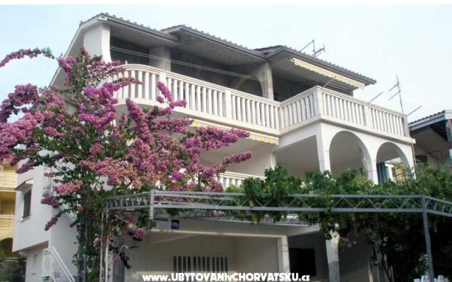 Apartmani Marasović – Accommodation Marina - Trogir Kroatië