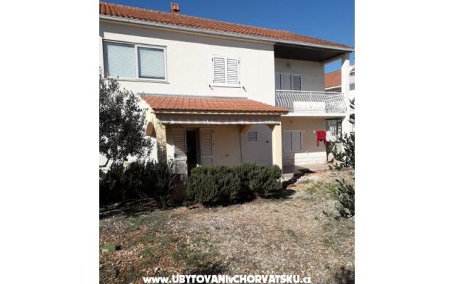 Apartmani Vuletić – Accommodation Marina - Trogir Kroatië