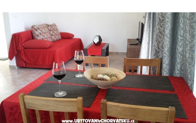 Apartmani Sevid Nikša i Lucija – Accommodation Marina - Trogir Kroatië