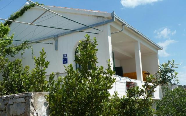 Kuća za odmor – Accommodation Marina - Trogir Kroatië