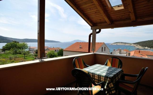 Apartmani Tamaris – Accommodation Martinscica Kroatië