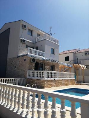 Kuća za odmor Postonjski – Accommodation Maslenica Kroatië
