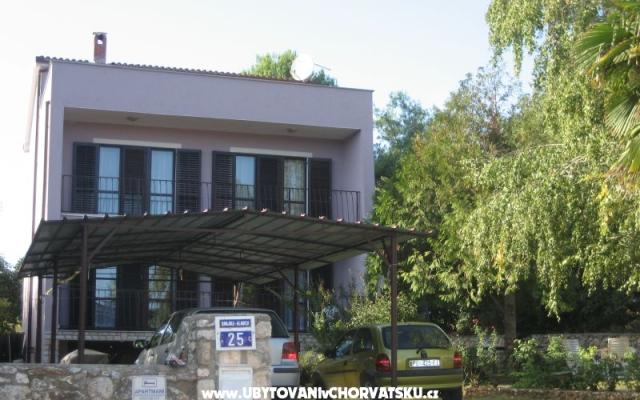Haus Oskar – Accommodation Medulin Kroatië