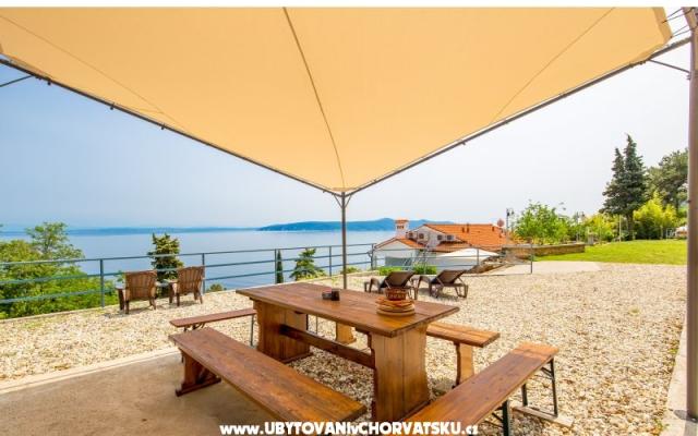 Apartments Gea *** – Accommodation Moscenicka Draga Kroatië