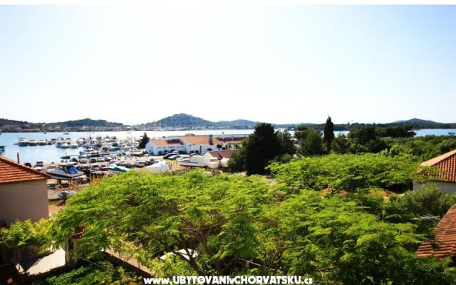 Apartman Dino Murter – Accommodation Island of Murter Kroatië