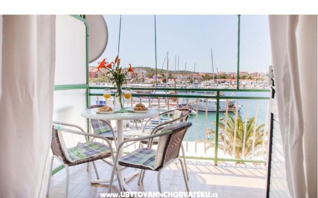 Apartments Lapov – Accommodation Island of Murter Kroatië