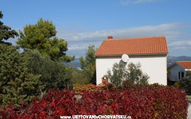 Holiday House Maya – Accommodation Island of Murter Kroatië
