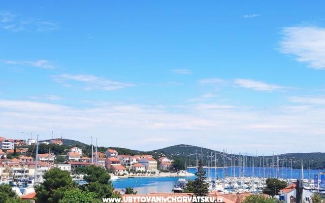 Apartmani Jadranka – Accommodation Island of Murter Kroatië