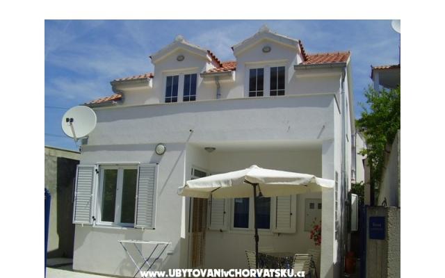 Apartmani Lolita – Accommodation Island of Murter Kroatië