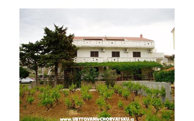 Apartman Lucija – Accommodation Novalja - Pag Kroatië