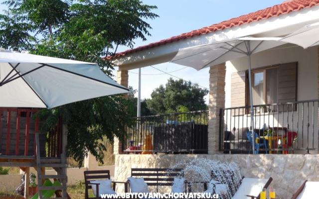 Kuca za odmor "Arwen" – Accommodation Novalja - Pag Kroatië