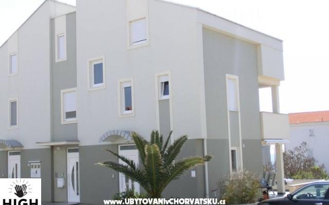 High Five Luxury House Novalja – Accommodation Novalja - Pag Kroatië