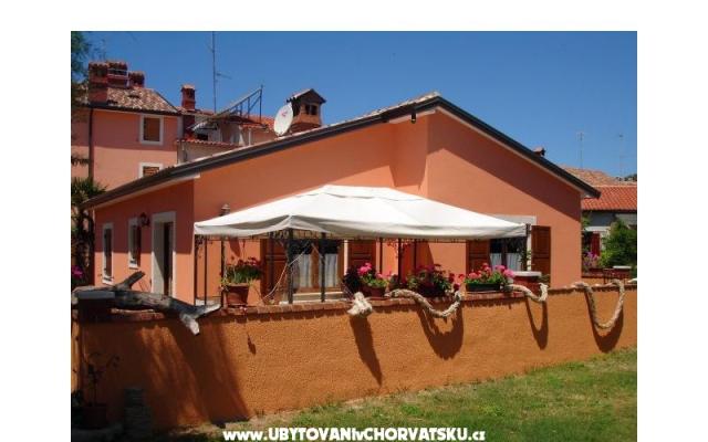 Apartman Erik – Accommodation Novigrad Kroatië