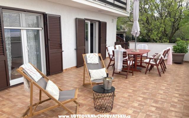 Apartman Fejes – Accommodation Novi Vinodolski Kroatië