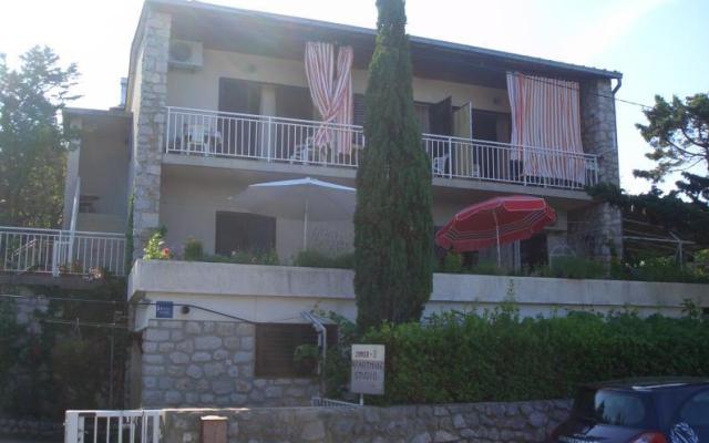 Studio Apartmani Klenovica – Accommodation Novi Vinodolski Kroatië