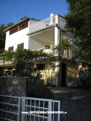 Vila Bilić Apartment – Accommodation Novi Vinodolski Kroatië