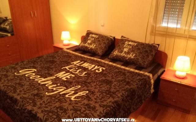 Apartmani Jelena – Accommodation Omis Kroatië