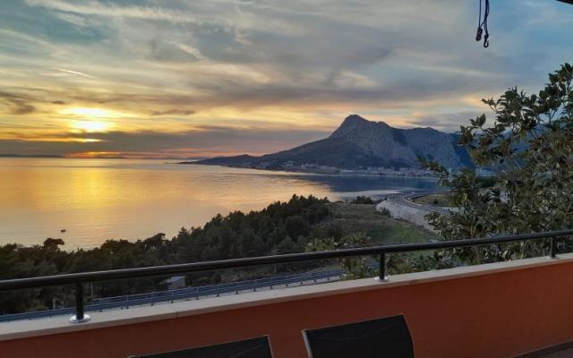 Apartman Antonio – Accommodation Omis Kroatië