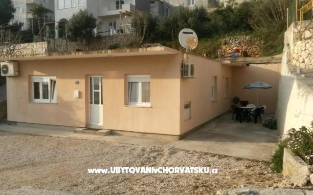 Apartman Jelica – Accommodation Omis Kroatië