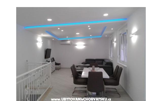 Apartman Nevena 2 – Accommodation Omis Kroatië