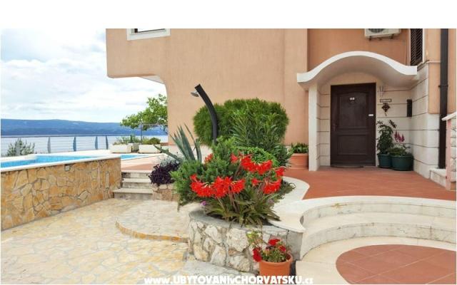 Apartmani Majda – Accommodation Omis Kroatië