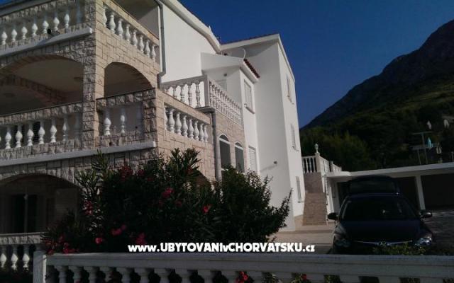 Apartmani Curic – Accommodation Omis Kroatië