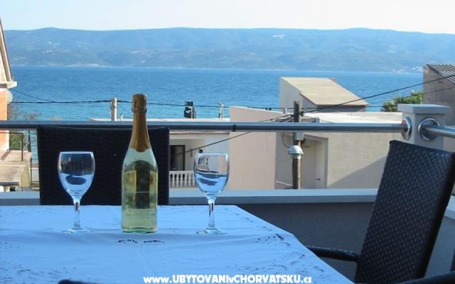 Apartmani Jelović – Accommodation Omis Kroatië