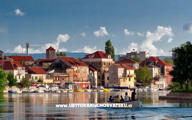 Apartmani Martina – Accommodation Omis Kroatië