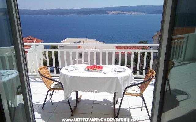 Apartmani Nikola – Accommodation Omis Kroatië