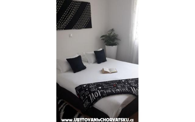 Apartmani Sanja Rajić – Accommodation Omis Kroatië