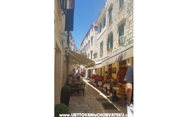 Apartmani Omiš Centar – Accommodation Omis Kroatië