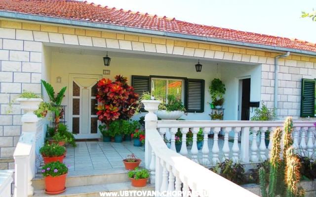 Apartmani Petra – Accommodation Orebic – Peljesac Kroatië