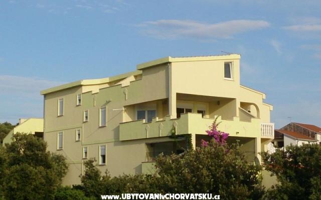 Marea Apartmani Mandre – Accommodation Island of Pag Kroatië