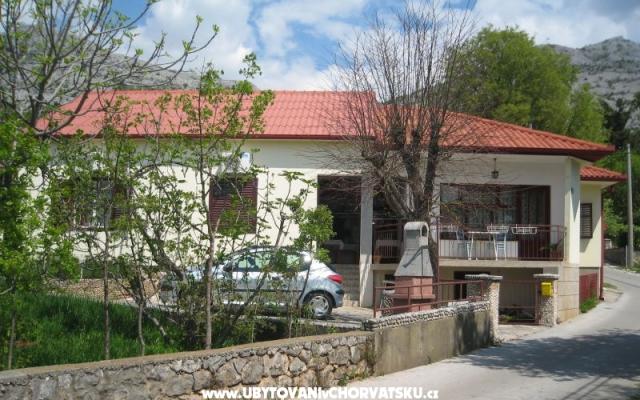Apartmani &amp; Sobe Danica – Accommodation Starigrad Paklenica Kroatië