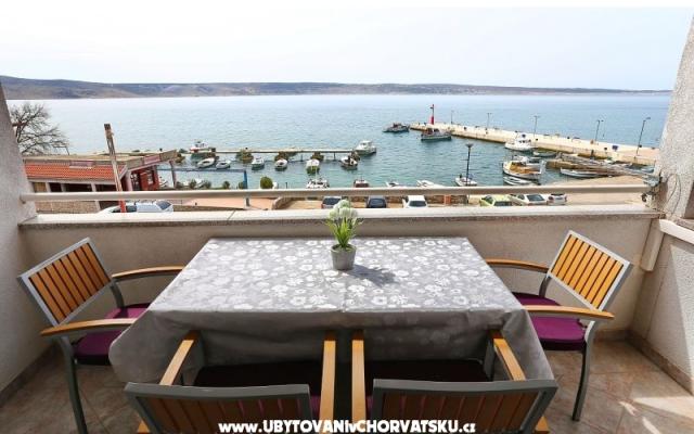 Apartmani Tica – Accommodation Starigrad Paklenica Kroatië