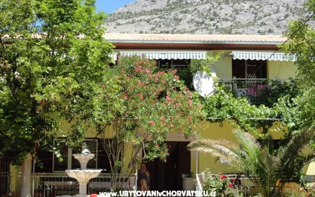 Apartmani Velebit – Accommodation Starigrad Paklenica Kroatië